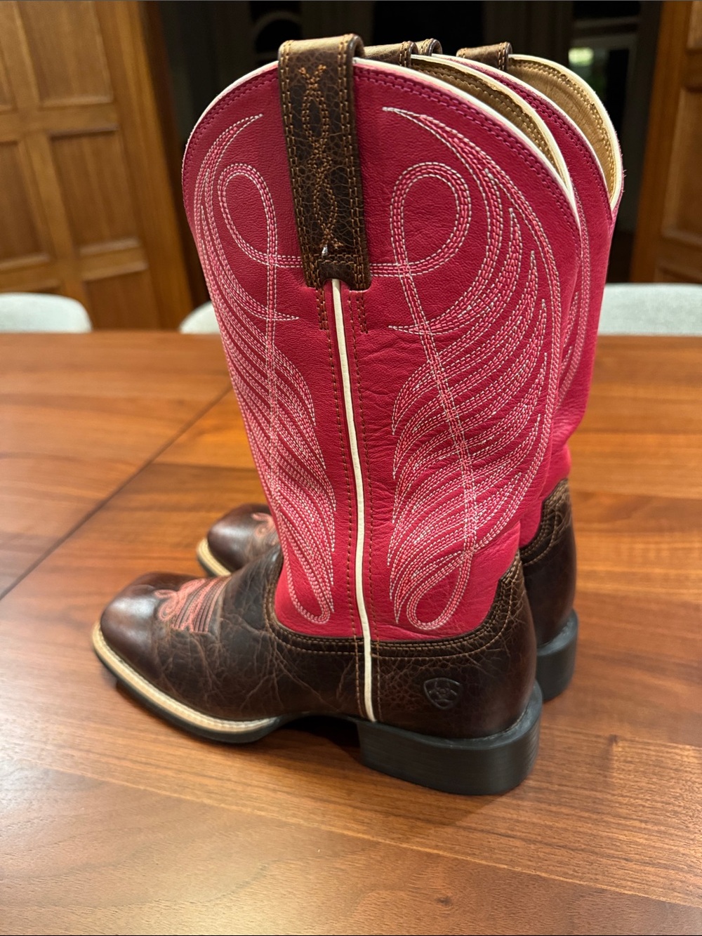 Ariat Women's Round Up Wide Square Toe Western Boots, Sz 6.5 Hot Pink - Picture 3 of 10